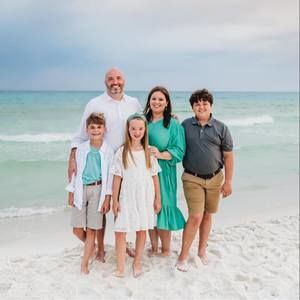 Meet your Posher, Lacye